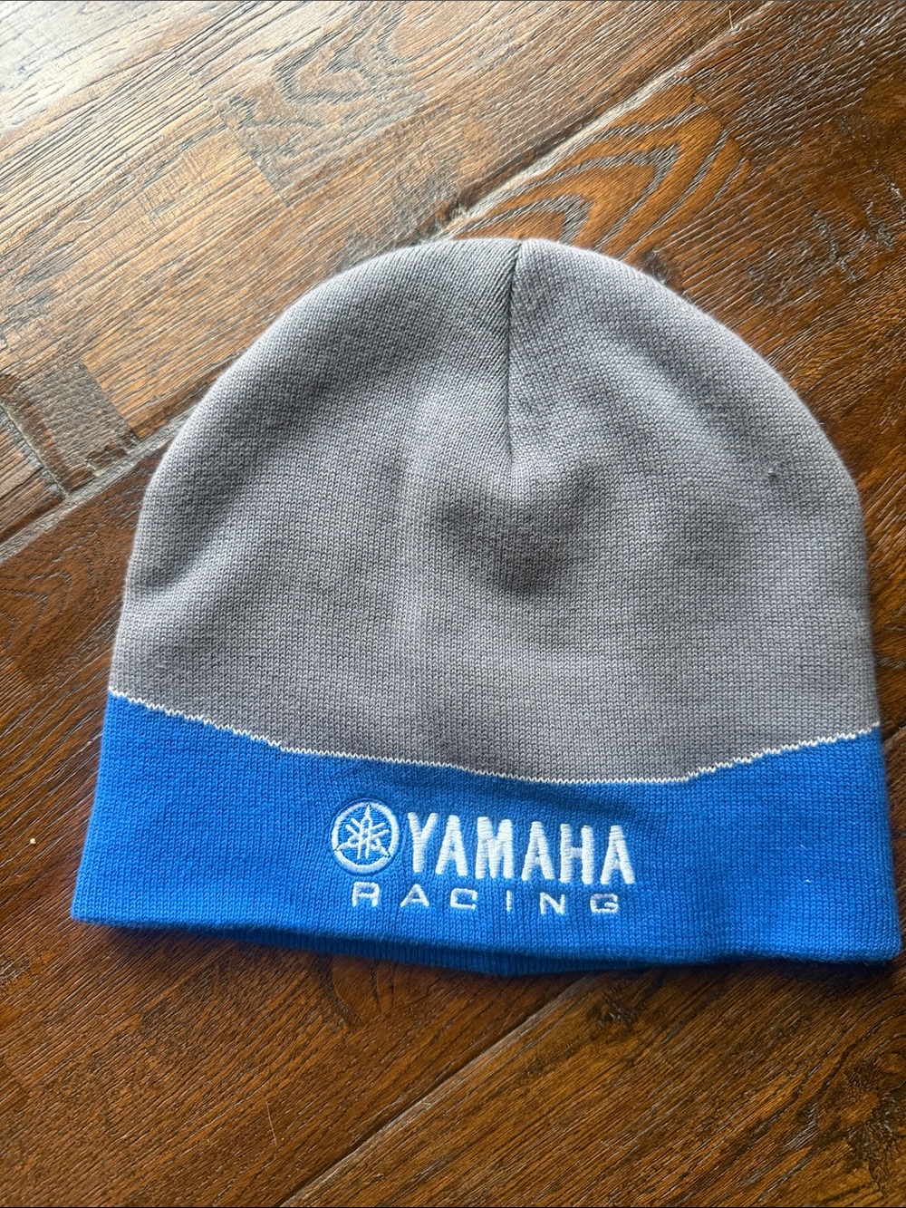 YAMAHA RACING TOBOGGAN / HAT